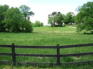 300 Gunter Smith Rd, Pulaski, TN 38478