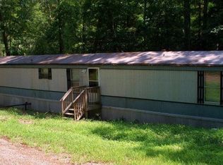 166 Barricks Mill Rd, Topping, VA 23169