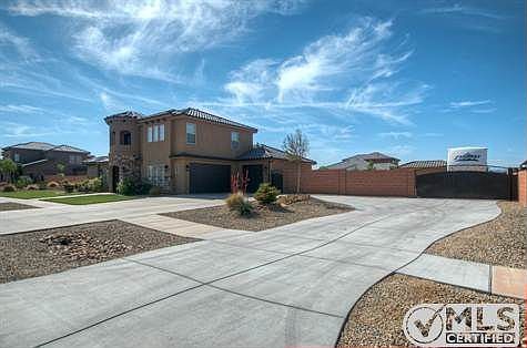 004_Garage RV parking