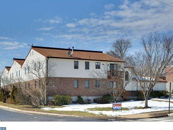 2nd image of 500 Westbourne Dr #C3