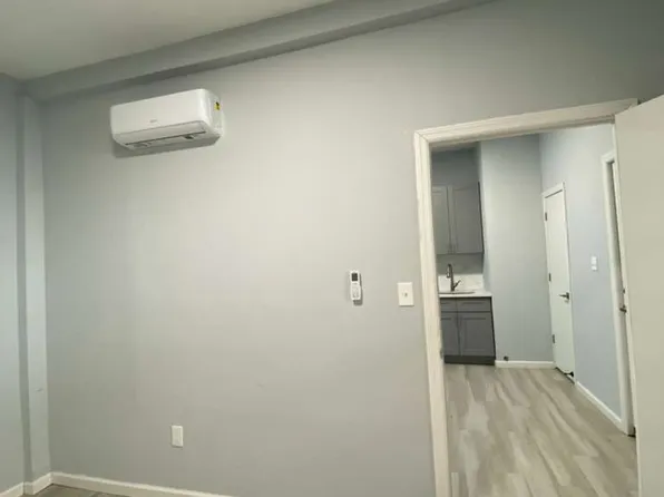 33 Saint Josephs Ave Floor 1, Yonkers, NY 10703
