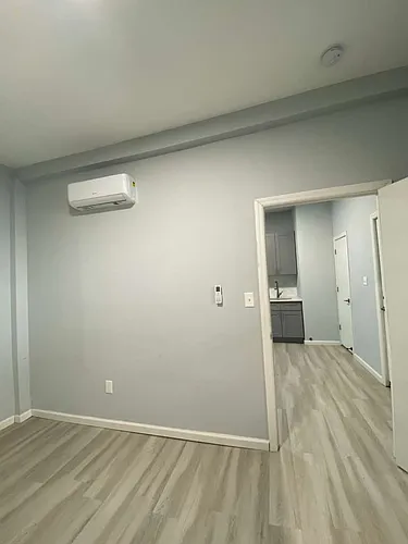 33 Saint Josephs Ave Photo 1