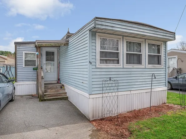 99 Mobile Ave, Chelmsford, MA 01824