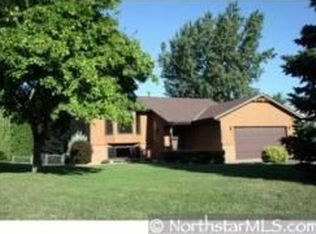 13468 Yosemite Ave S, Savage, MN 55378
