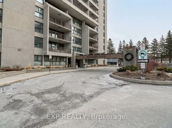 1785 Frobisher Ln #508, Ottawa, ON K1G 3T7