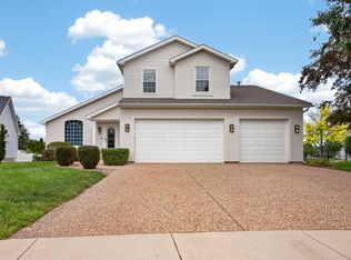 26 Bandecon Way, Bloomington, IL 61704