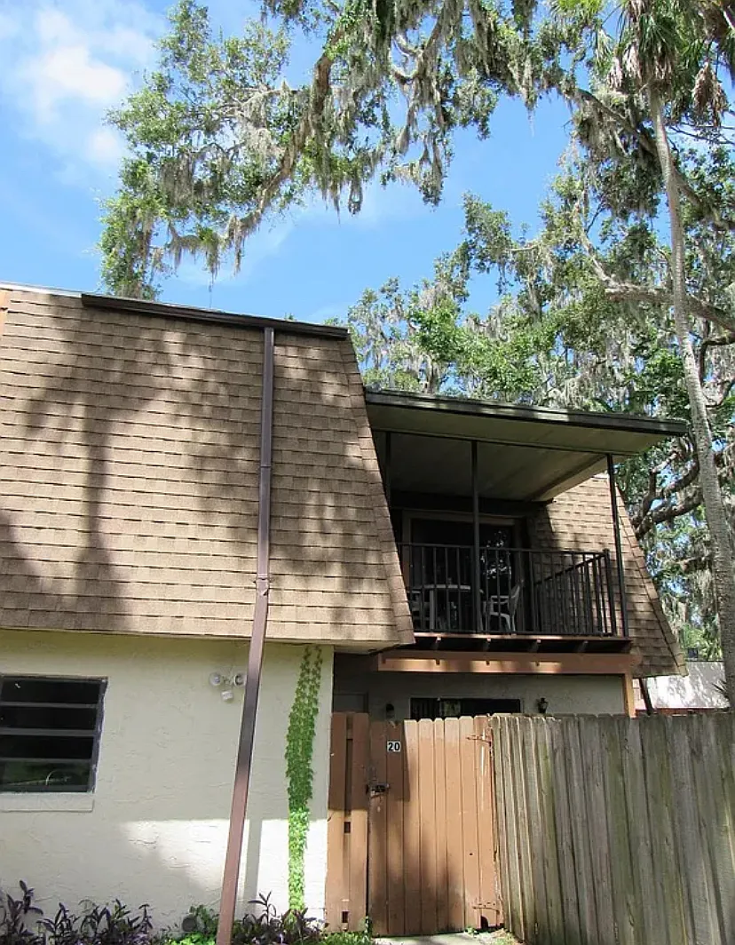 2 Springwood Sq — Photo 1