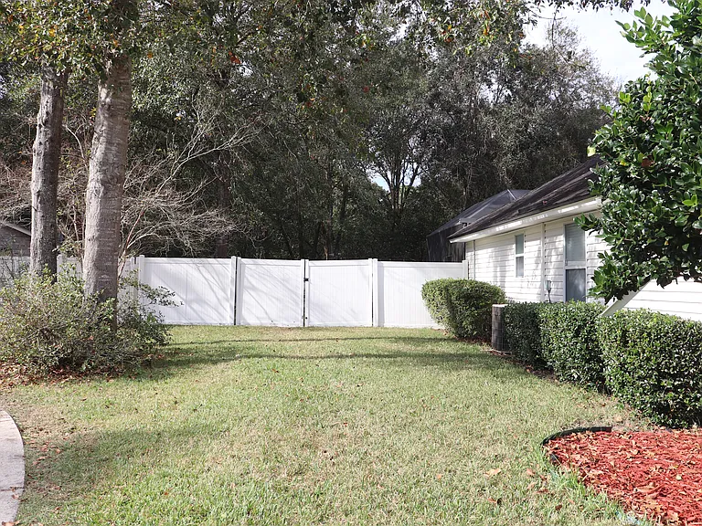 9127 Country Mill Ln — Photo 32