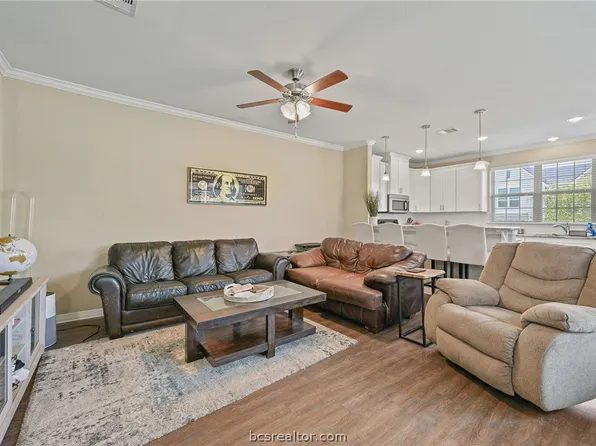 2141 Big River St, College Station, TX 77840