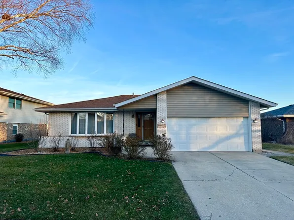 17413 Chestnut Dr, Tinley Park, IL 60487