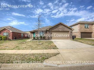 3104 Middleview Rd, Fort Worth, TX 76108