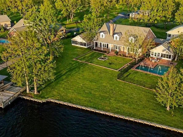 164 Melrose Bend Blvd, Natchez, LA 71456