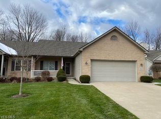 3026 Chalford Cir NW, North Canton, OH 44720