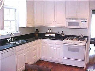 4th image of 20644 Avalon Dr