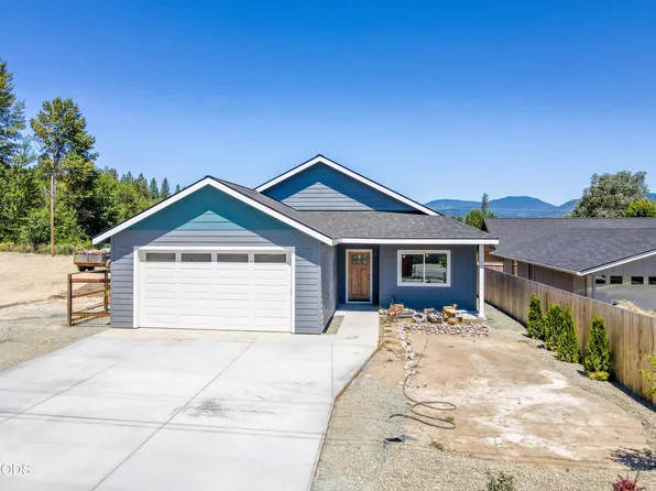2736 Denton Trl, Grants Pass, OR 97527