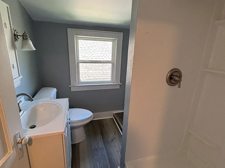 1278 Beardsley St — Photo 18