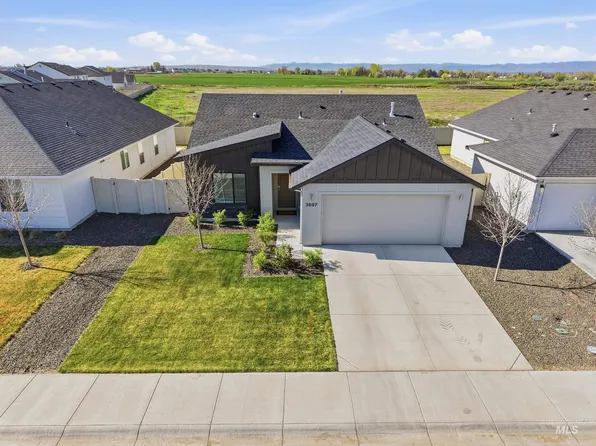3697 W La Brea Dr, Meridian, ID 83642