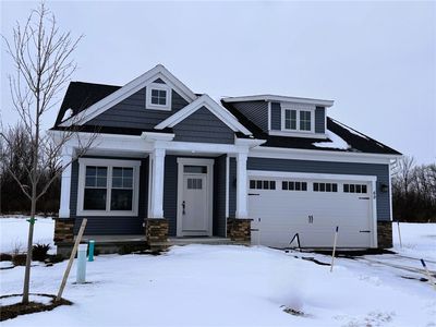 69 Thompson Ln, Canandaigua, NY, 14424