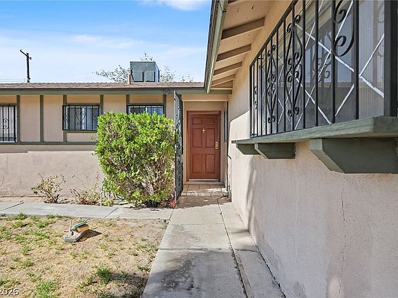 2nd image of 1949 Randa Ln