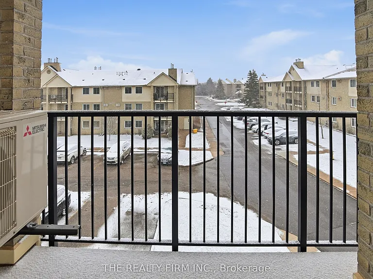 735 Deveron Cres #310 — Photo 24