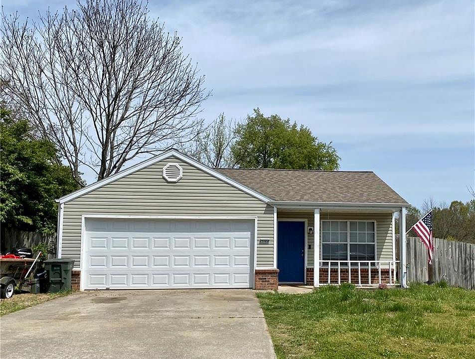 1st image of 3064 W Essex Dr