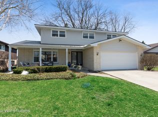 739 S Dryden Pl, Arlington Heights, IL