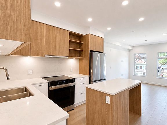 3rd image of 82 1st St #408