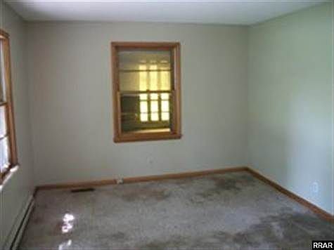 5th image of 3900 Cardinal Dr