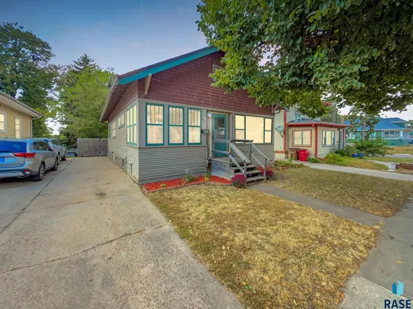 425 N Prairie Ave, Sioux Falls, SD 57104