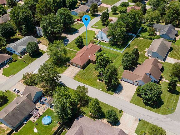 5th image of 806 Morningside Dr
