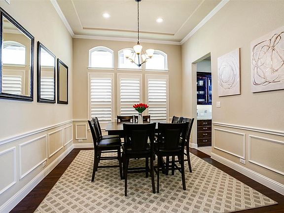 5th image of 6668 Martel Pl