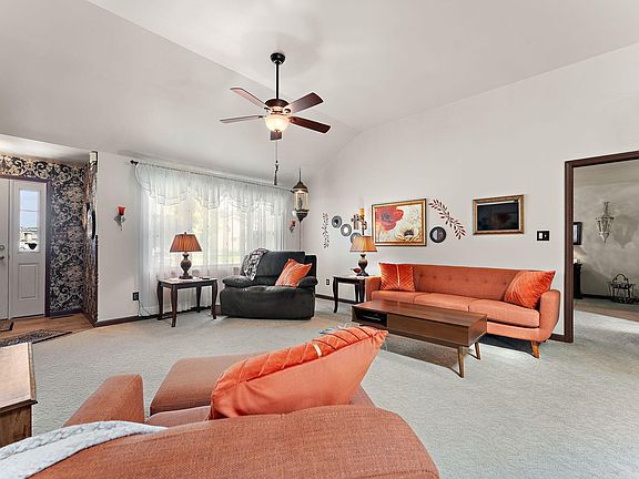5th image of 6407 W 128th Ln