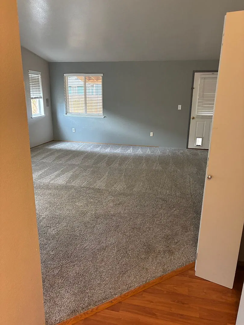 11426 duplex — Photo 4