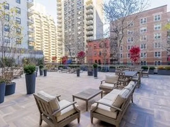 305 East 86th Street 11AW image 13 of 13