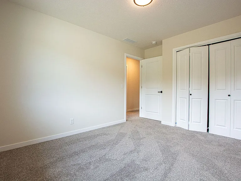 7118 N 79th Ct — Photo 26