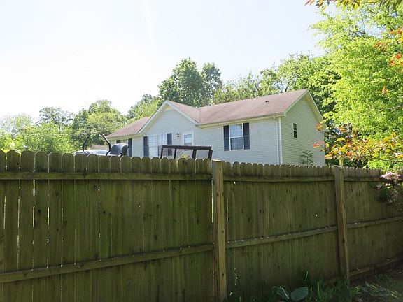 2nd image of 564 Bellamy Ln