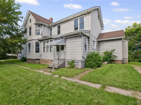 439 4th St, Niagara Falls, NY 14301