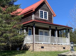 19 Vista Cir, Davis, WV 26260