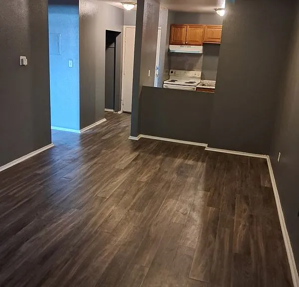 1425 N Yosemite St #12 — Photo 5