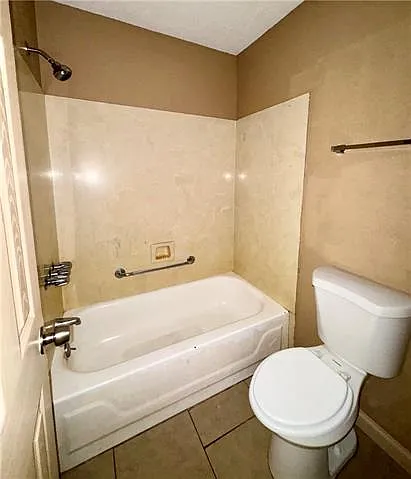 2537 English Colony Dr — Photo 8