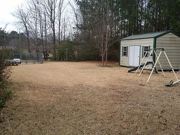 2nd image of 102 Walden Dr