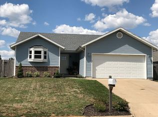 843 W Butterfield Dr, Nixa, MO 65714