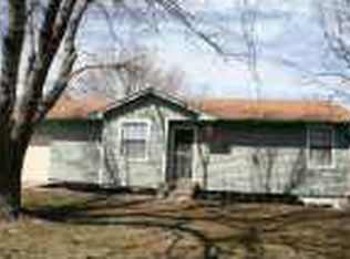 702 Tracy Ave, Augusta, KS 67010