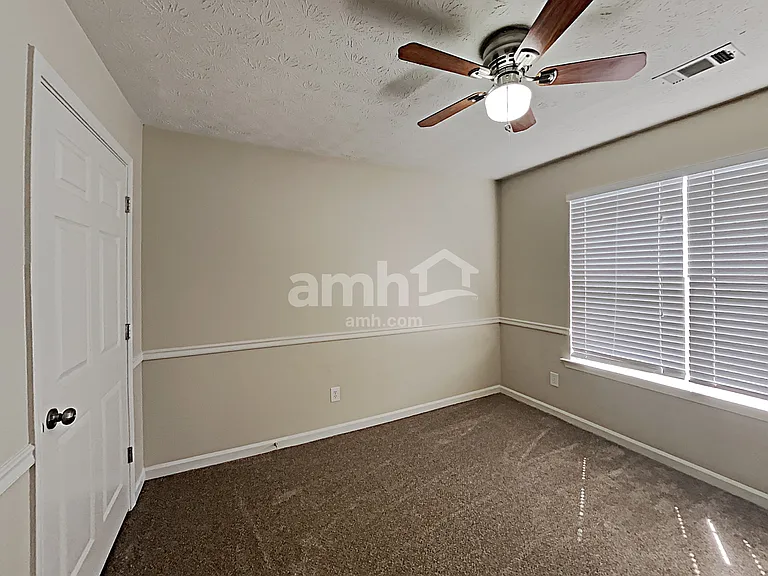 4701 Gold Mine Dr — Photo 18