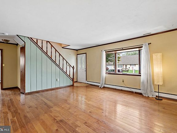 3rd image of 7 Misty Pine Rd