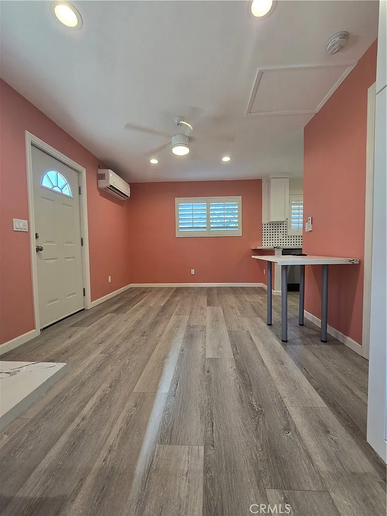 1 bed, 500 sqft, $2,300 — Photo 4