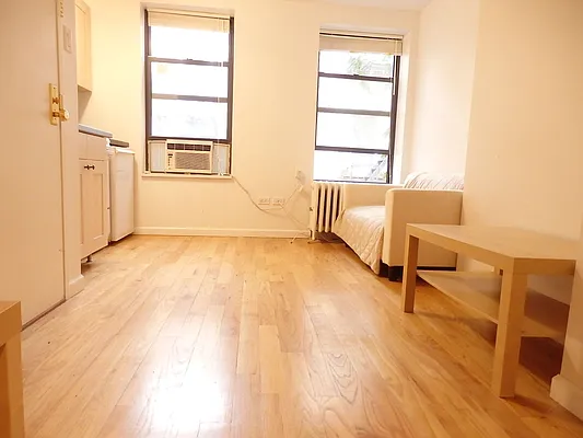 Rented by John O'Kelly Real Estate | media 40