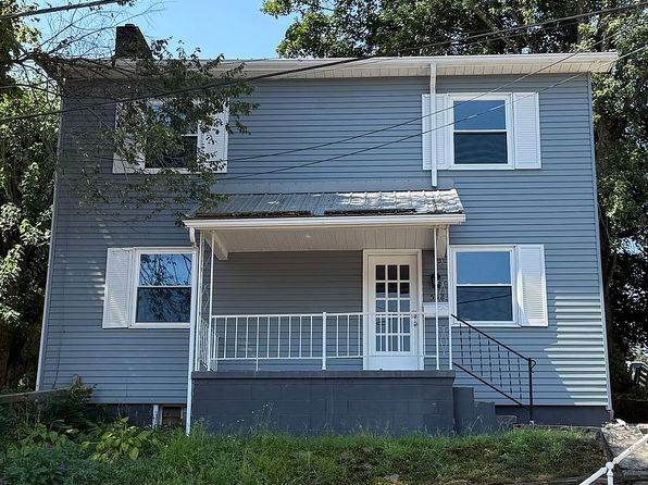 532 N Elm St