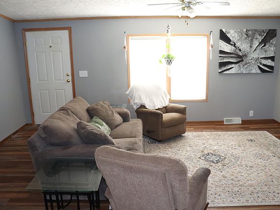 5th image of 145 Michaels Ln