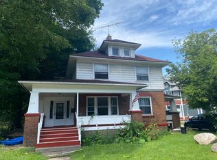 315-317 Douglas Ave, Kalamazoo, MI 49007